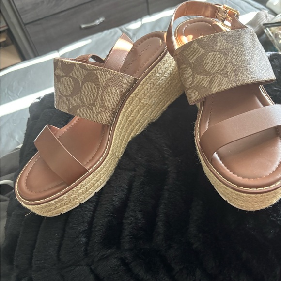 Coach Kami Wedge - Picture 2 of 5